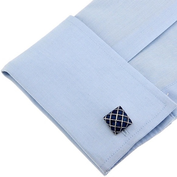Silver and Blue Glass Crosshatch Moroccan Mosaic Cufflinks - Picture 2 of 16